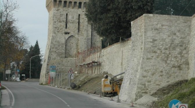 LAVORI DI RESTAURO CONSERVATIVO E CONSOLIDAMENTO DELLE MURA URBICHE DELLA CITTA' DI TODI