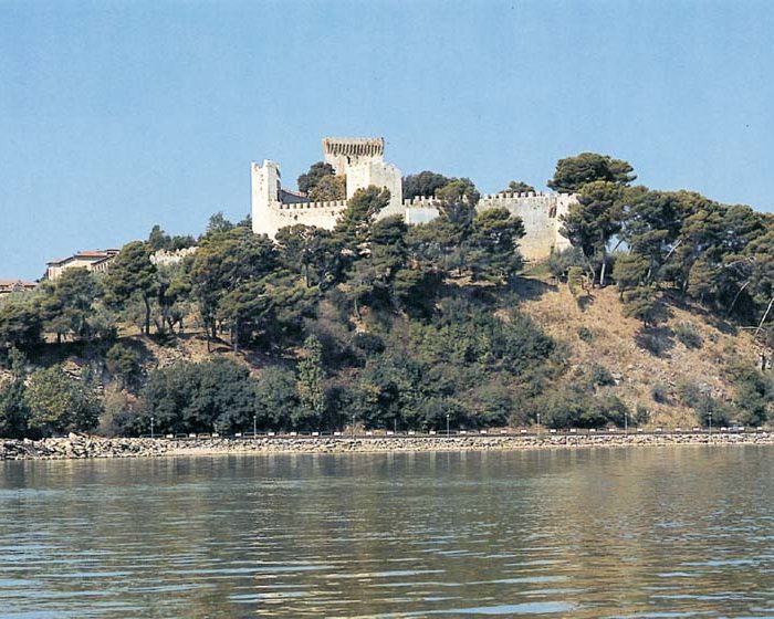 EXECUTIVE PROJECT FOR ARCHITECTURAL RECUPERATION, RESTORATION AND MONITORING OF NORTHERN WALL OF THE ROCCA DEL LEONE FORTRESS