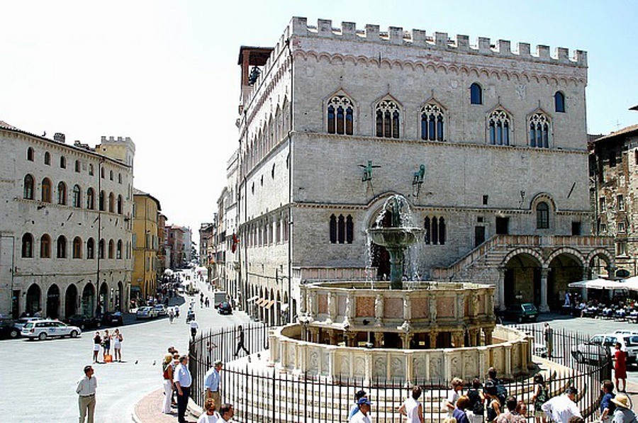 SCALA DI SICUREZZA E ACCESSI DELLA GALLERIA NAZIONALE DELL’UMBRIA – PALAZZO DEI PRIORI IN PERUGIA