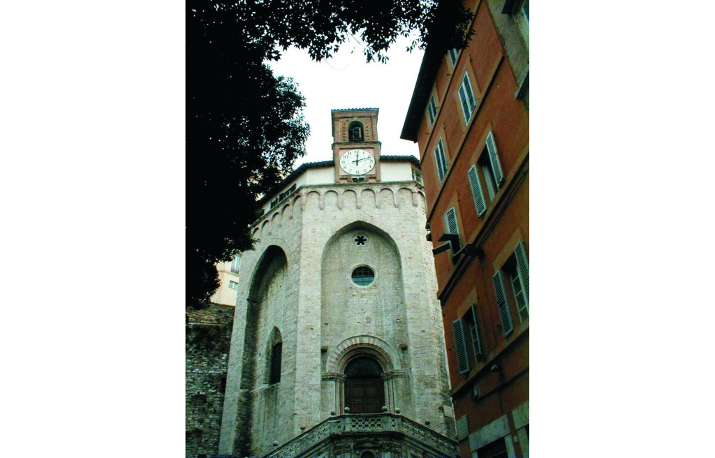 LAVORI DI RIPRISTINO, RISANAMENTO E RESTAURO DEL TEMPIO DI SANT'ERCOLANO IN PERUGIA danneggiato dagli eventi sismici del 26.09.1997.